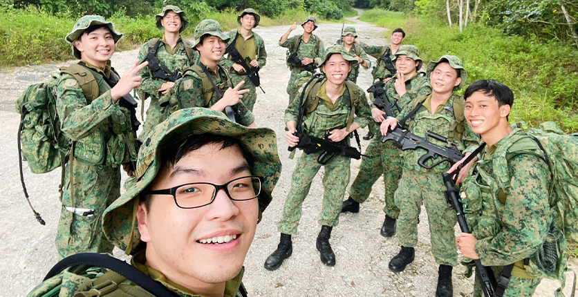 Chef Ian Tan (in front) with his unit in the army