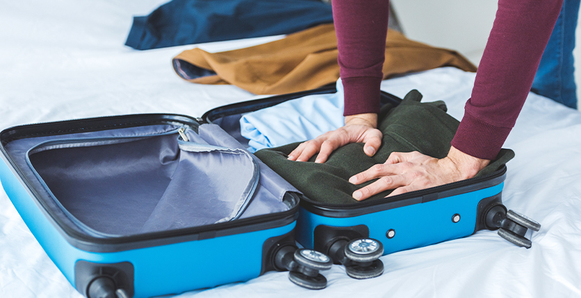 Packing a small luggage