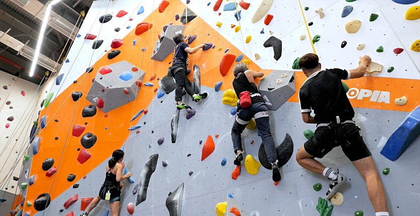 Climb Central Indoor Rocking Climbing at SAFRA Choa Chu Kang