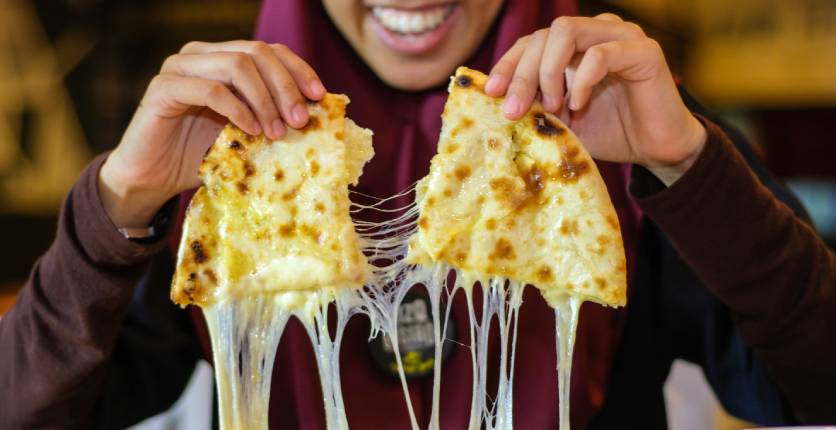 girl with naan