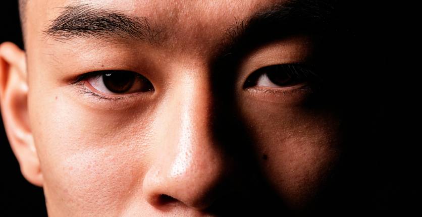 NSman eyes
